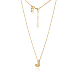 Collar con la letra J